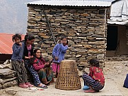 trekking de Tipling � Chalish Gaon (1700m) � 3h / +250 / -600 - 