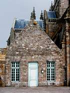 du Mont Saint-Michel à Saint-Malo  - Au Nord de l'église abbatiale