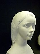 Belmondo - Jeune fille aux cheveux attachs, vers 1970