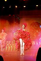 Hangzhou  - French cancan !