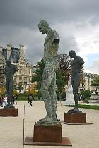  - Torso alato screpolato