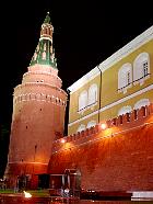 Moscou  - Tour de l'Arsenal et flamme du soldat inconnu