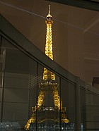 du XVème arrondissement - Tour Eiffel vue de la maison de la culture du Japon