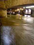 Les ponts de Paris - Seine en Crue